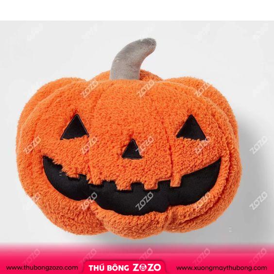 Thú nhồi bông hình bí đỏ Halloween