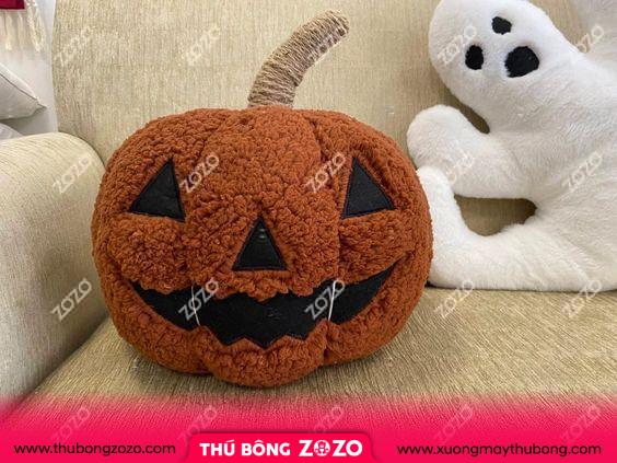 Thú nhồi bông hình bí đỏ Halloween