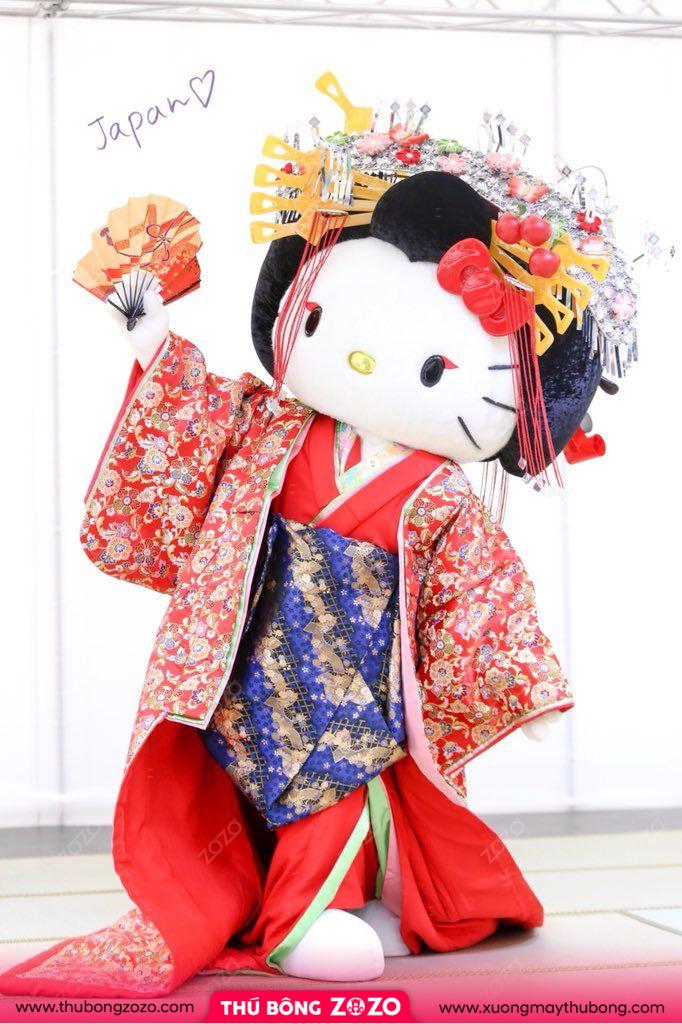 Thú bông dùng trong ảnh cưới phong cách Nhật 6d17082152ece6104602a327640dd299